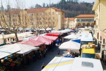 Mercato del Gioved&#236; - 01 Maggio 2025